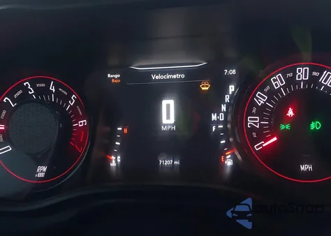 2017 Dodge Challenger Sxt z USA, uszkodzony, nr VIN 2C3CDZAG7HH531774